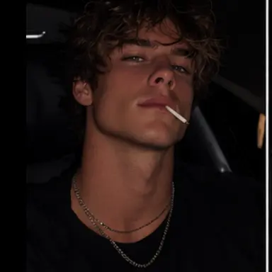 Profile image of Jace Holloway