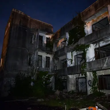 Profile image of 廃墟ビル-夜-