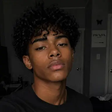 Profile image of Noah Bennett