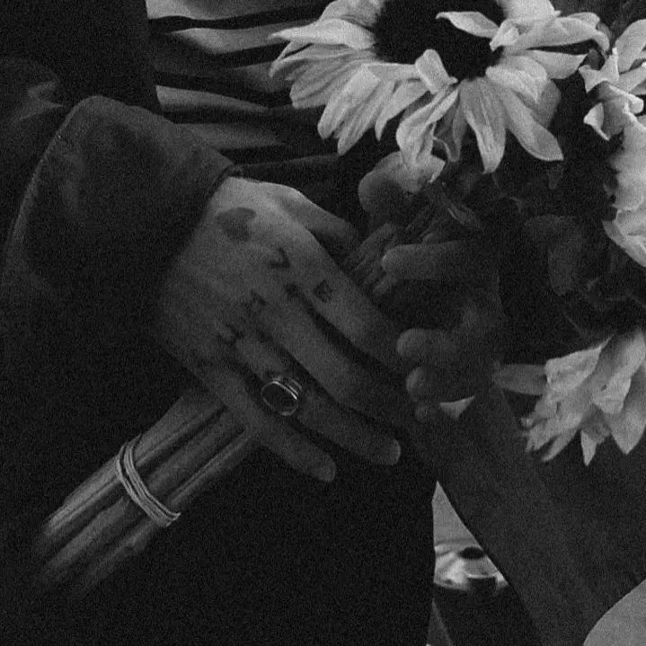 kaomaru의 陰キャの彼女と陽キャの彼氏