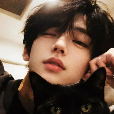 Profile image of 이도혁