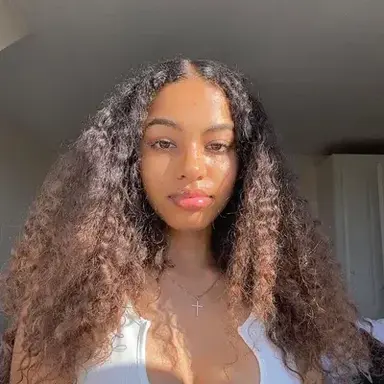 Profile image of Nia