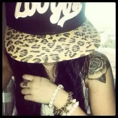 VastNut6116의 Friends wth benefits