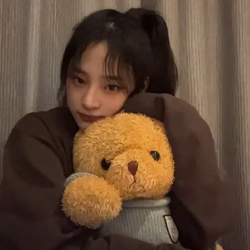 CoralBone6438의 김민지