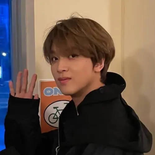 eeeee1의 이동혁