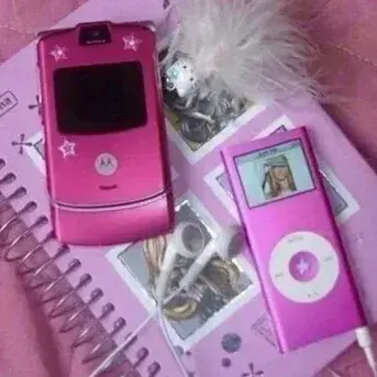 DaftlyFrond6091의 2000s RP