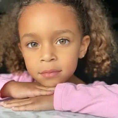 Profile image of Mia
