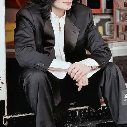 MaleDingo3915의 Michael Jackson (Invincible Era)