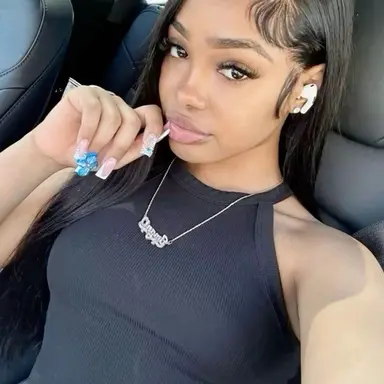 Profile image of Nia