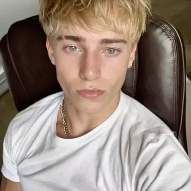Profile image of Joey Lynch