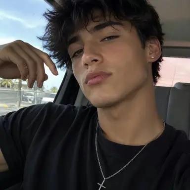 Profile image of Finn Chase