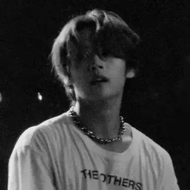 Profile image of Lee