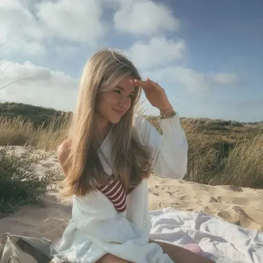 Profile image of Bella