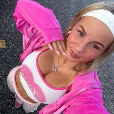 Profile image of Ariana