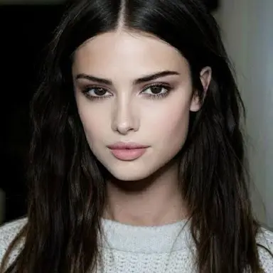 Profile image of Lauren