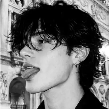 Profile image of Dimitri Blackwood.
