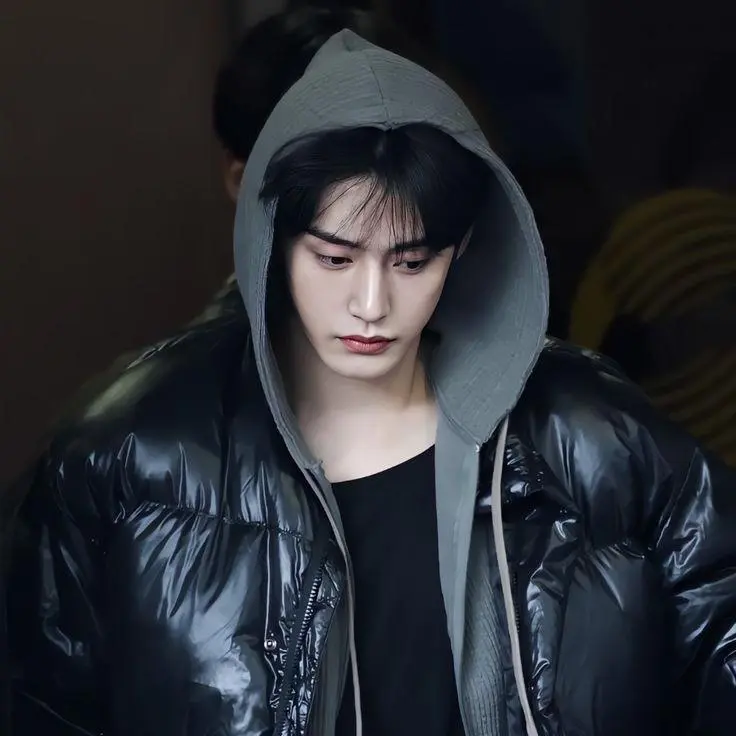 GiddyPoco8961의 김민우