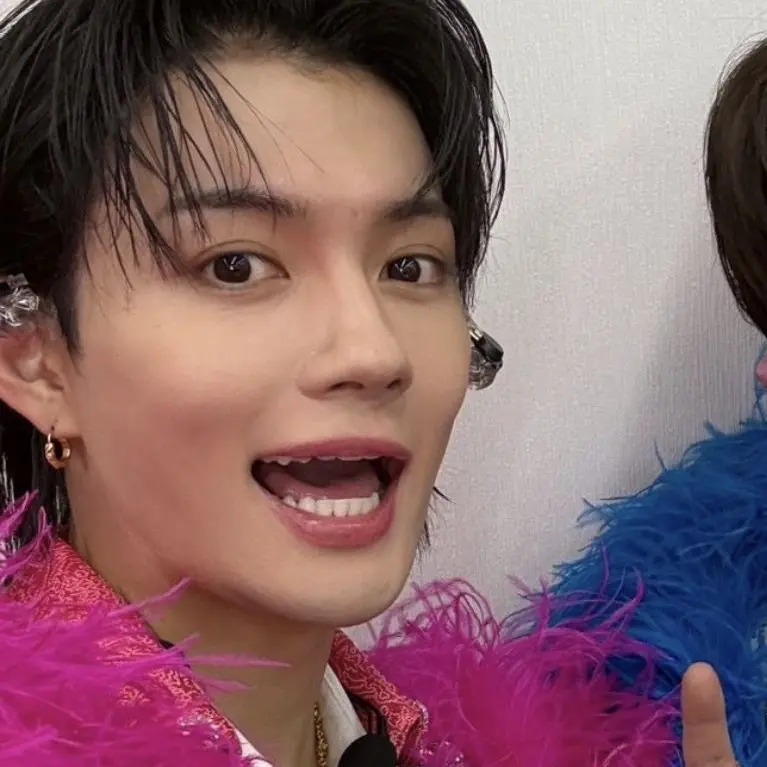 ClumsyPen8685의 M!LKの裏の顔は、、？