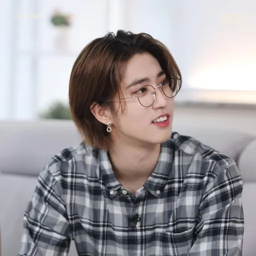 I.N0208의 한지성