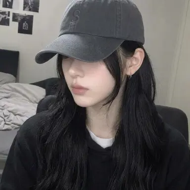 Profile image of 의문의 여성