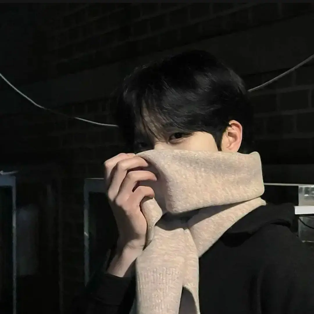 AcidicBelt2671의 남녀무리