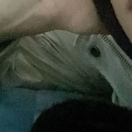Nuts..의 이동혁