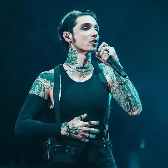 FineSmoke2359의 Andy Biersack