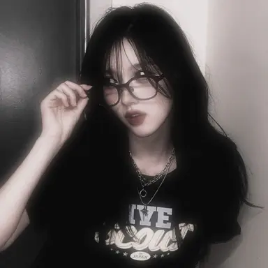Profile image of Mia
