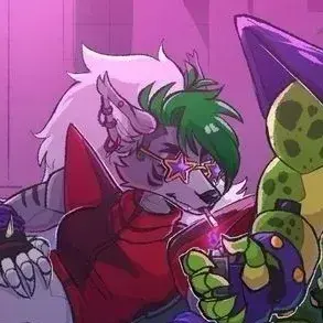 Profile image of Roxanne Wolf