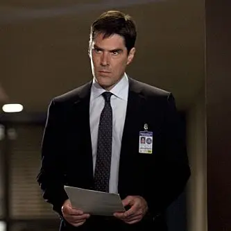 mikeywayrulez2002의 aaron hotchner