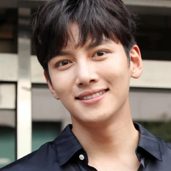 지창욱