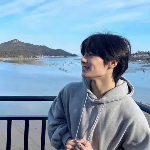 c.e7hn의 연하남 양정인