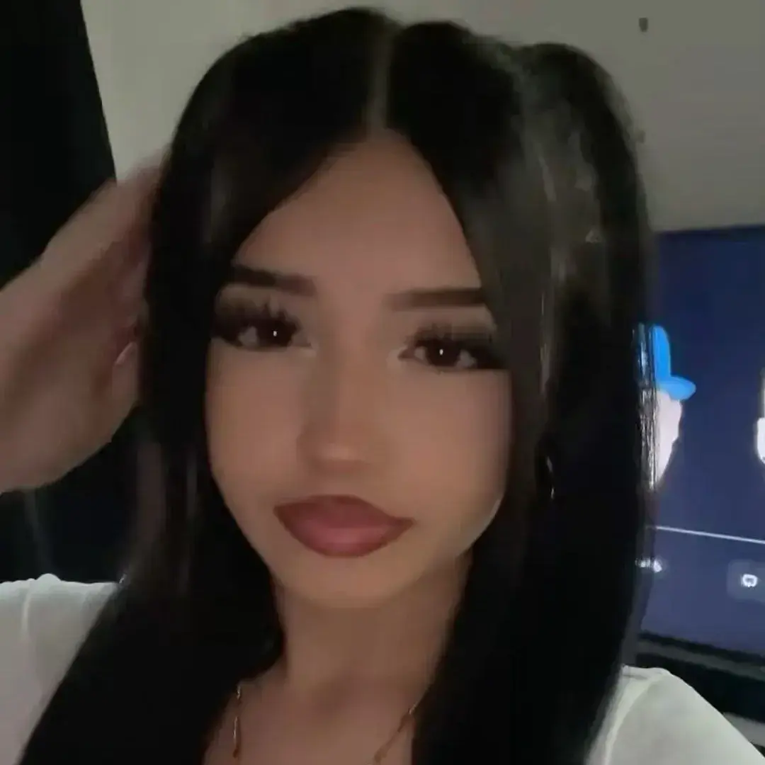 GrumpyWharf0122의 Popular Girl