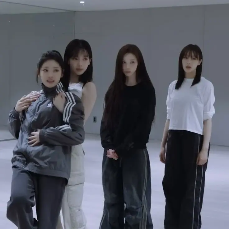 MeanGrit6680의 𝐚𝐞𝐬𝐩𝐚 𝐆𝐋