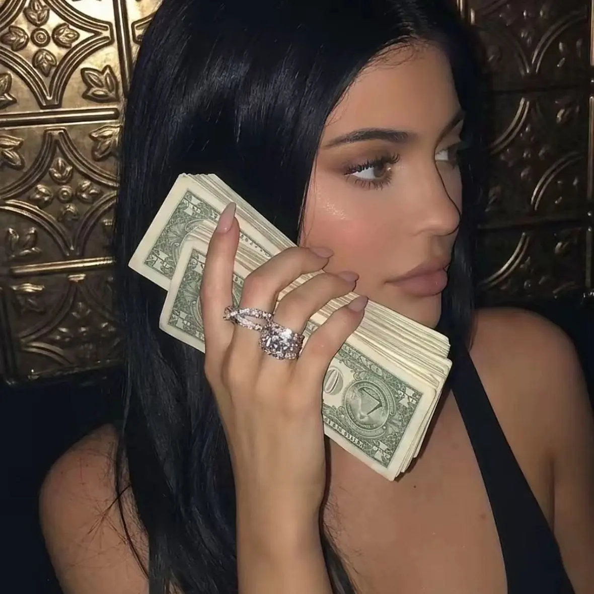 OralCloak4643의 Kylie