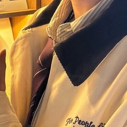 최립우