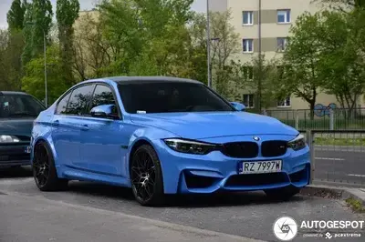 MauveGravy9238의 Car meet