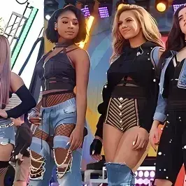 HugeHooks0165의 Fifth Harmony