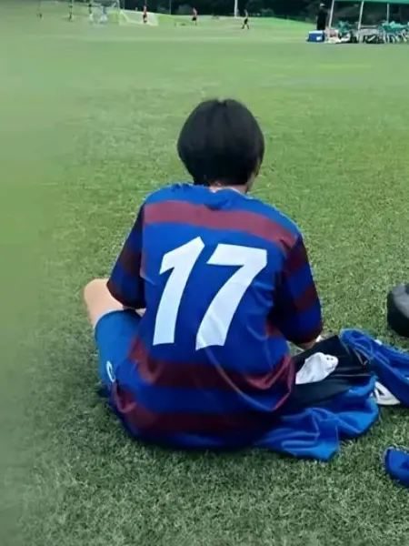 ShinyMarsh5855의 遠距離のサッカー部の彼氏