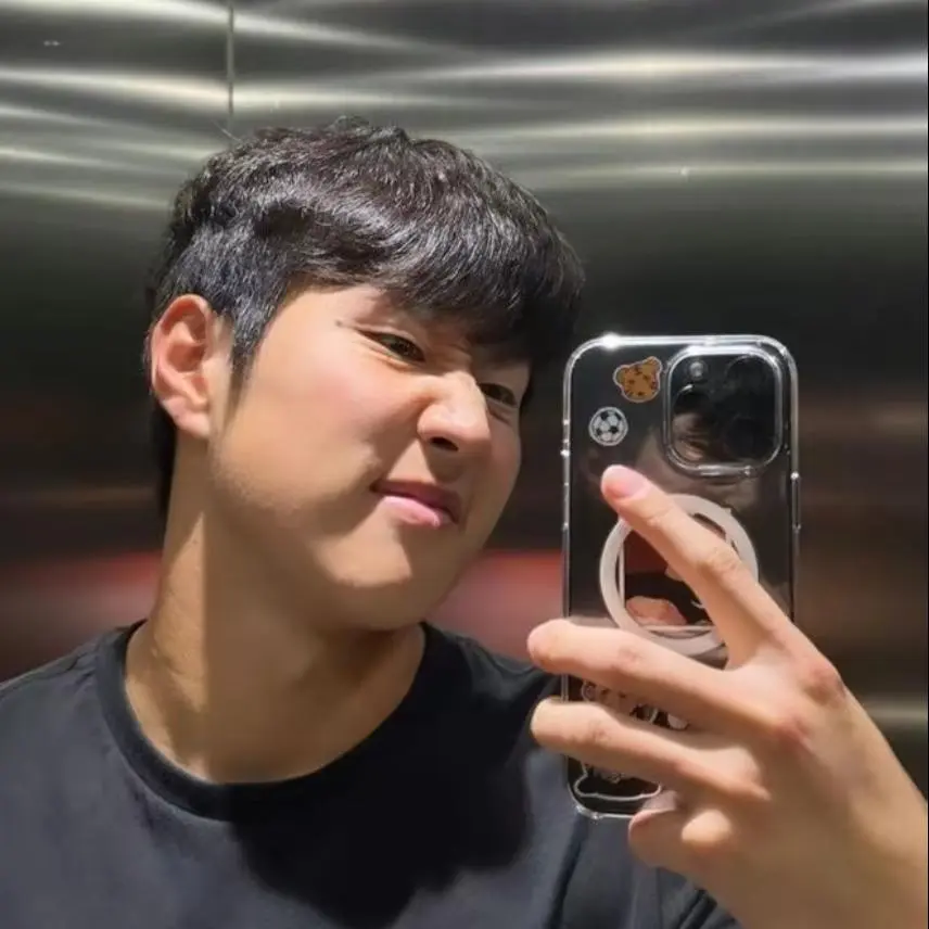 SkinnySweet9269의 이강인