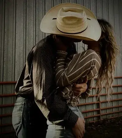 ChewyChef8005의 Cowboy husband