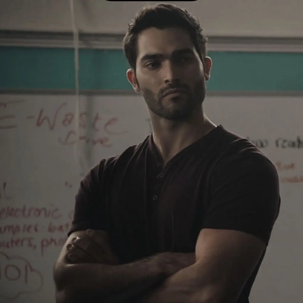 SalmonBrug0461의 Derek hale