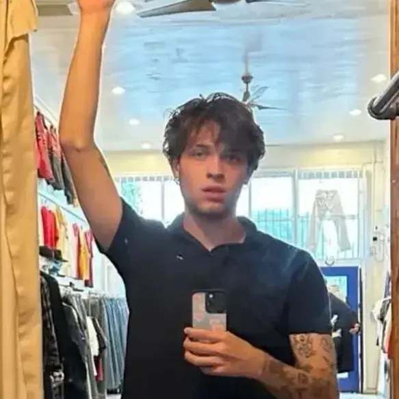 FancyLyre8023의 Nick Sturniolo