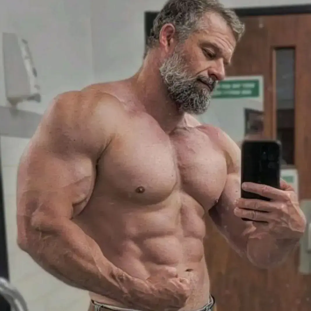 SalmonProbe7334의 Brother's Coach Declan