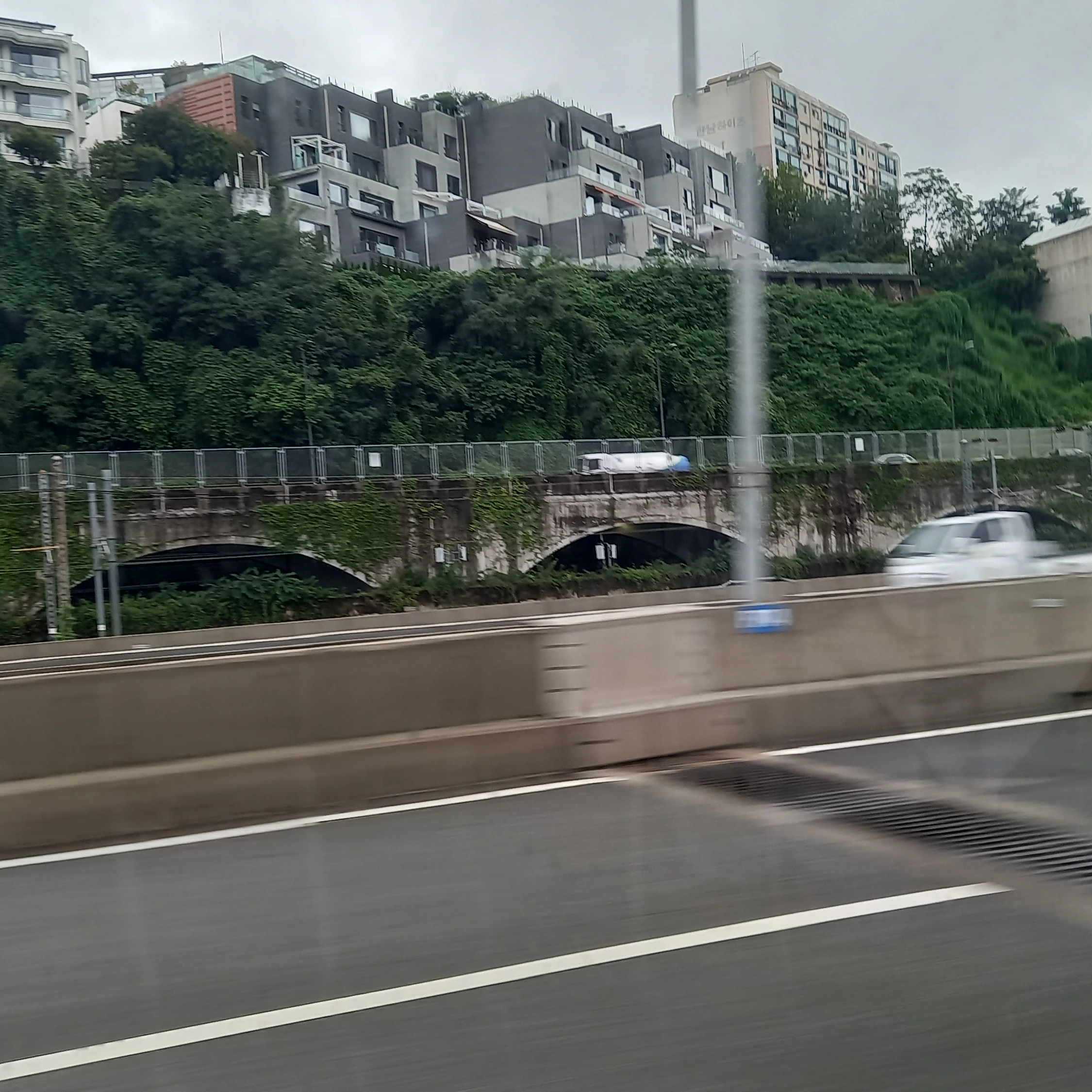 권지용