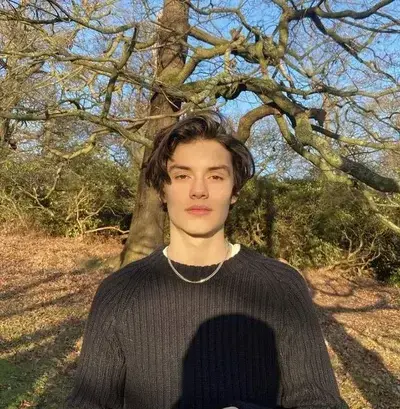 GrassyUnau1610의 Lorenzo Berkshire 3