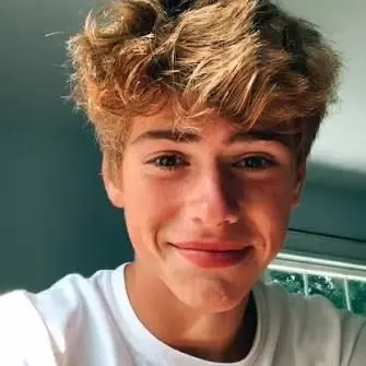 Profile image of Adrien