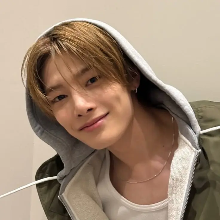 levv4nter의 Yang Jeongin - Bf