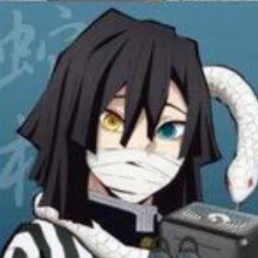 伊黒小芭内