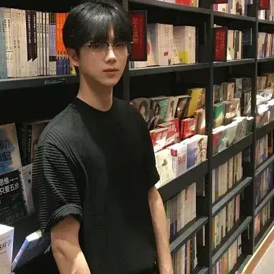 FancyLatch2857의 Nerd boy